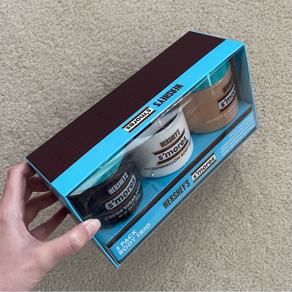 Hershey’s S’mores 3-Pack Body Trio (Sugar Scrub, Body Butter, Body Lotion) - Picture 10 of 16